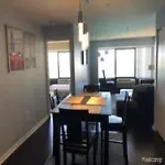 Luxury Condo With Riverview Of Canada